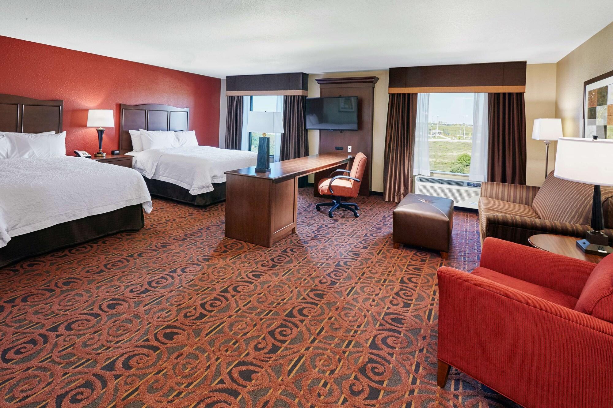 Hampton Inn & Suites Milwaukee/Franklin Франклин Экстерьер фото
