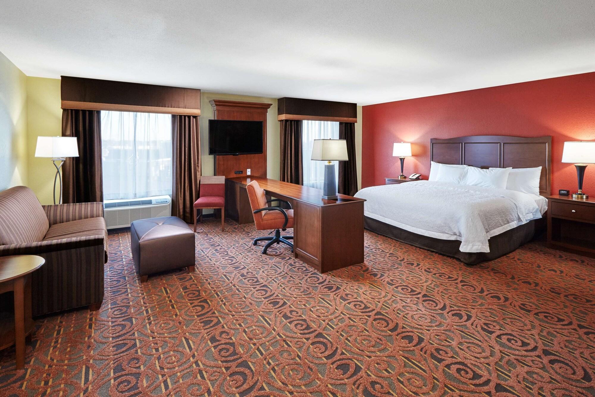 Hampton Inn & Suites Milwaukee/Franklin Франклин Экстерьер фото